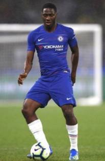 Four Reasons Why Ola Aina Should Stay At Chelsea & Fight For A Place
